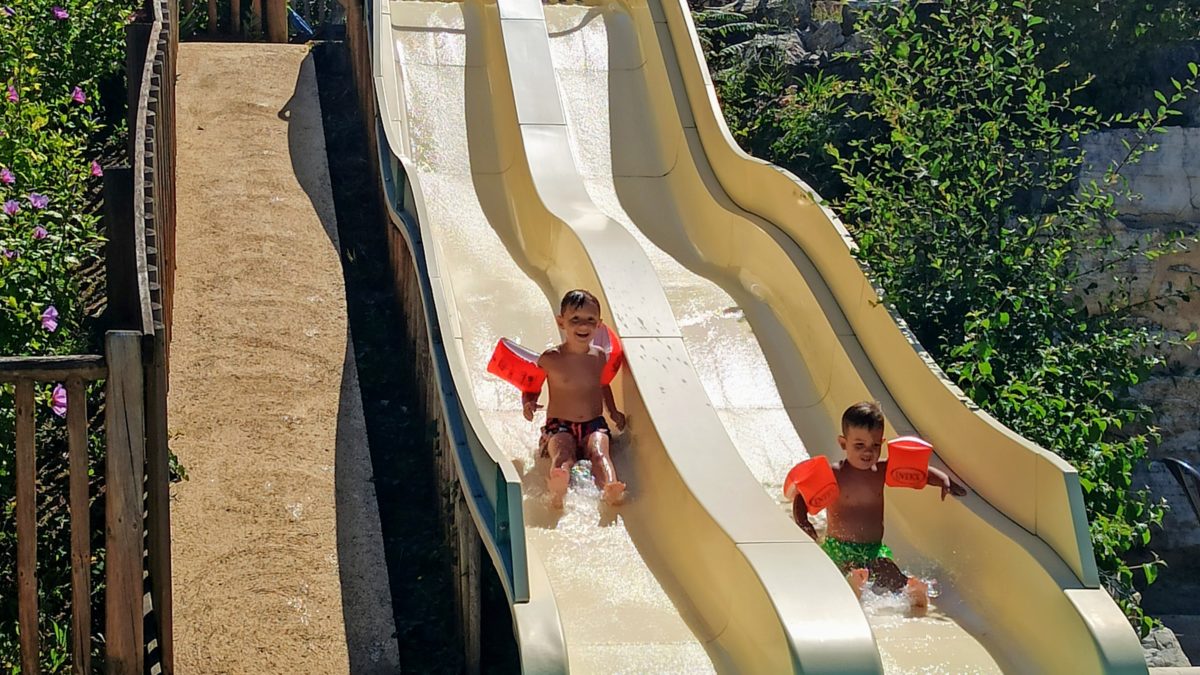 Campingplatz Les Charmes - Saint-André-d'Allas, Dordogne, Frankreich