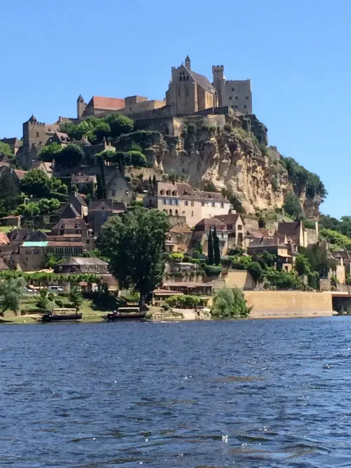Campingplatz Les Charmes - Saint-André-d'Allas, Dordogne, Frankreich