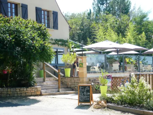 Campingplatz Les Charmes - Saint-André-d'Allas, Dordogne, Frankreich